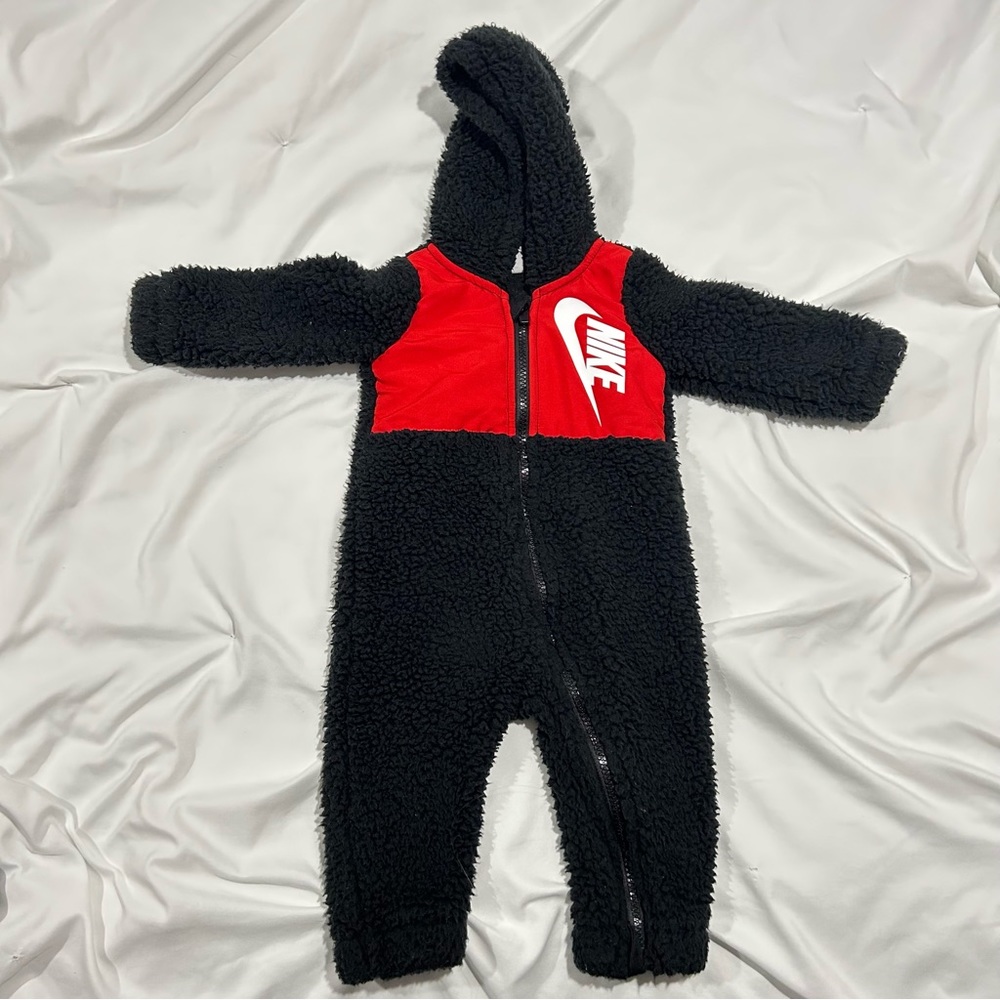 Nike baby sherpa hooded jumpsuit 9 months